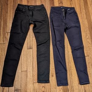 S-sized pair of slim jeans